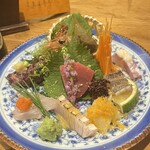 魚ト肴いとおかし - 刺身盛り一人前1800円