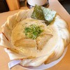 泡系しおとんこつラーメン べらしお 総本店
