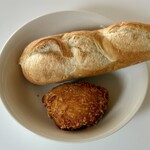 ココ・ブラウニー - 料理写真:小さなバケット、淡路島玉ねぎカレー