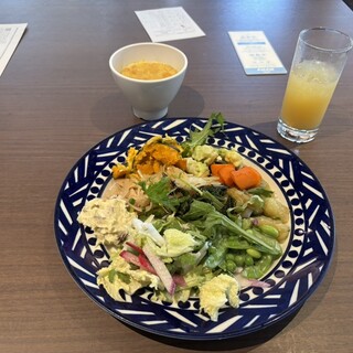 ヘルシービュッフェ アマム_0