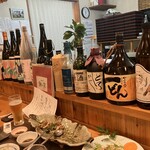 鯖乃家 - ボトル前の席は落ち着くな〜