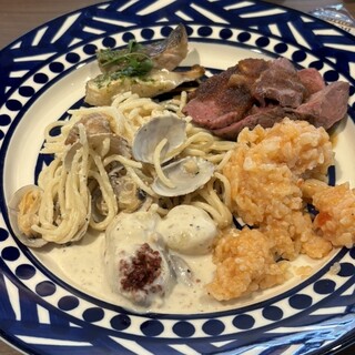 ヘルシービュッフェ アマム_1