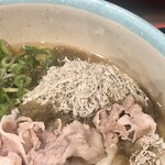 おにやんま - とろろ昆布の旨味が出汁に広がります