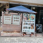 タイ料理とチーズケーキ チャップストックガーデン - 