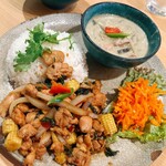 タイ料理とチーズケーキ チャップストックガーデン - 