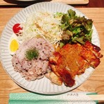 MONTER Cafe - 
