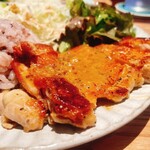 MONTER Cafe - 