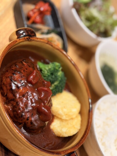 焼肉 泰山 定禅寺通り店（ヤキニク タイザン） - 勾当台公園（焼肉）の写真