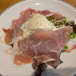 LA TABLE DE YAMASAKI - シンプルなグリーンサラダ　ウッフマヨネーズと生ハム