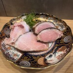 らーめんMAIKAGURA - トッピングと鴨ロース