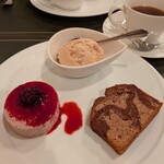 サンク・オ・ピエ - 