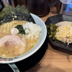 町田商店 小牧店 - 