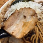 自家製麺 うろた - チャーシューアップ