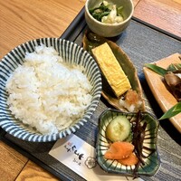 味工房まんま 別館 - 小鉢も漬け物もひと手間アリ