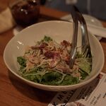 ダディーズダイニング - お通しのサラダ