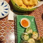 アジアン屋台 チャオサイゴンパリバール - 