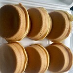 あじまん - 料理写真:十勝あん@120円　クリーム@120円