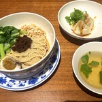 老四川 飄香小院 - 