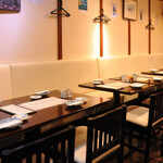 二升五合 - テーブル