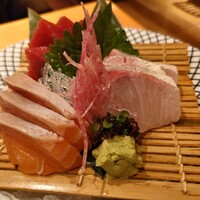 大山鶏と鮮魚 居酒屋 まいか - 