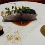 馳走西健一 - 皮目をサッと炭火で炙った活〆の鰆