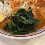 蒙古タンメン中本 - 辛い物にほうれん草って、なんでこんなにも合うのだろうか。。。