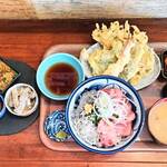 よりみち食堂 - 今日のラインナップ