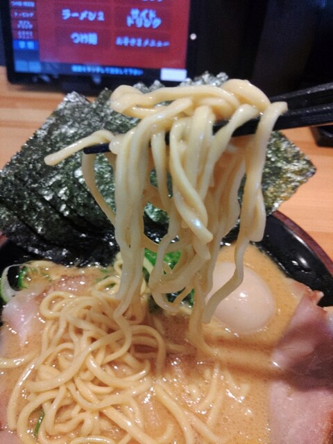 横濱家系ラーメン 虎堂家 山形大野目店（【旧店名】らぁ麺 すみ田） - 羽前千歳（ラーメン）の写真