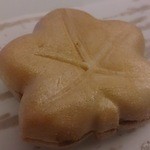 大木菓子舗 - 楓もなか