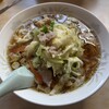 手打風ラーメン 洋定食 ボリューム