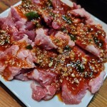 ホルモン屋 壺亭 - 