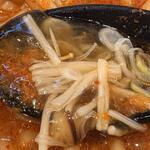 蒙古タンメン中本 - キノコ餡