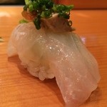 天寿し - ひらめ（肝・おろしのせ）