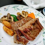 やすだ - 特上サーロインステーキ