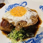 大塚 幸龍軒 - チャーシューエッグ