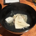 鮨 りかく - 天然虎河豚のお椀
