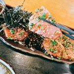 久六 - 肉厚で切り身も大きい♪マグロの刺身はこうでなくっちゃ❗️