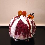 京氷ゆきみ庵 - 氷を絡めて食べると、巨峰ソースの果実感、旨み、甘みにヨーグルトソースの旨みと酸味が絡んで、めちゃめちゃ美味しい～!!( ^o^)ﾉ 