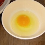 麺飯食堂 めしきんぐ - 生卵