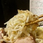 ラーメン専門 宮の森 - ヤサイ