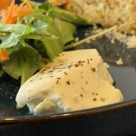 IL PLANETARIO - ゴルゴンゾーラムースのハチミツがけ