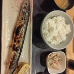 さんま塩焼き定食