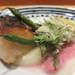 米倉 - 鰆のムニエル カリフラワーともみじ大根のソースアップ