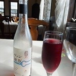 キュイエット - 地元の穂坂町のスパークリングワインを注文しました。