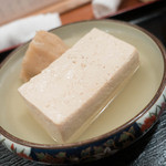 ひと椿 - 豆腐、ちくわぶ