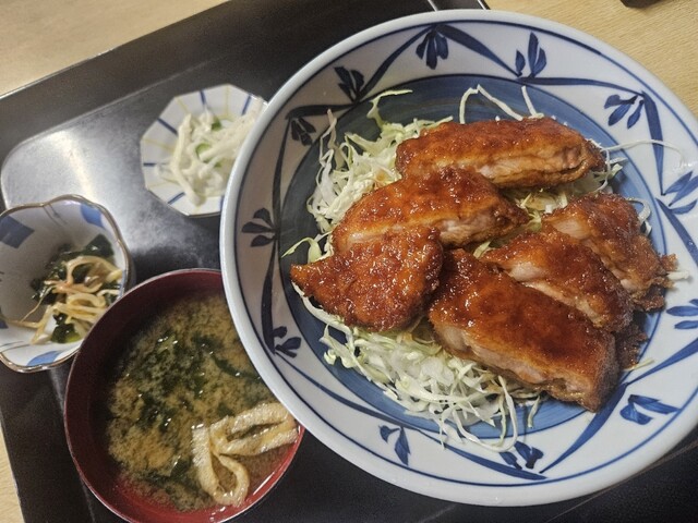 若喜食堂（猪苗代）- 地元で愛される食堂の魅力とメニュー