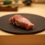 鮨かみなり - 大とろ（塩）（握り）