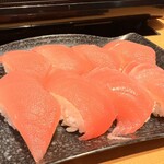 旬菜しゃぶ重 - 料理写真:まぐろ