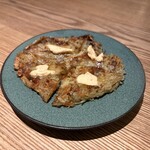 オクユカシ - ジャガイモのガレット雲丹バター(税込770円)