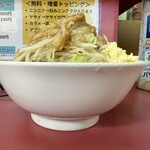 ラーメン二郎 小岩店 - 横から、